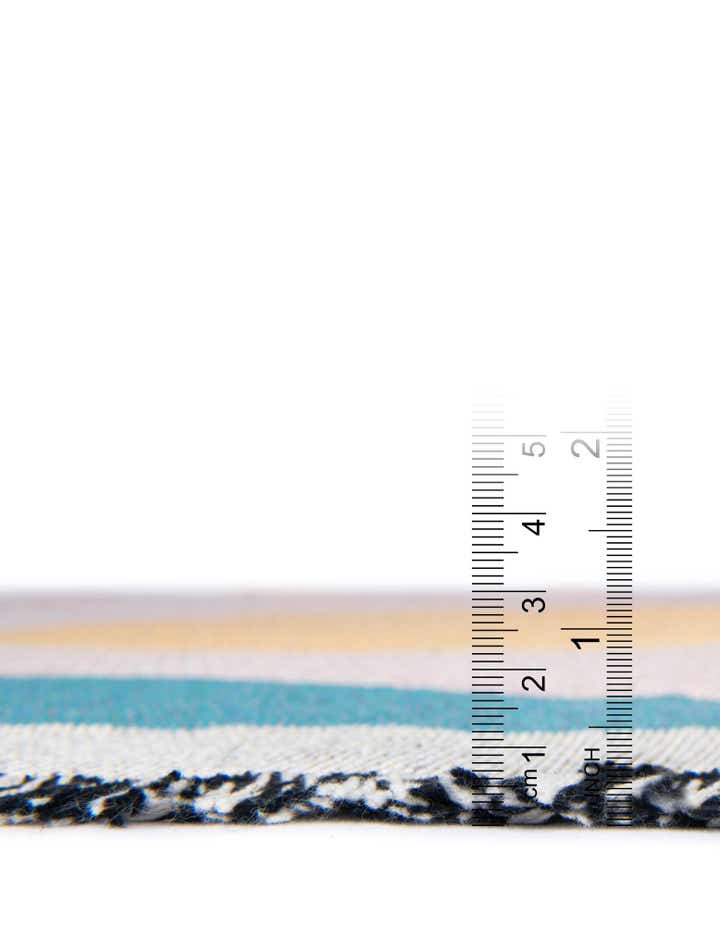 4' 6 x 6' Plate Throw Blanket