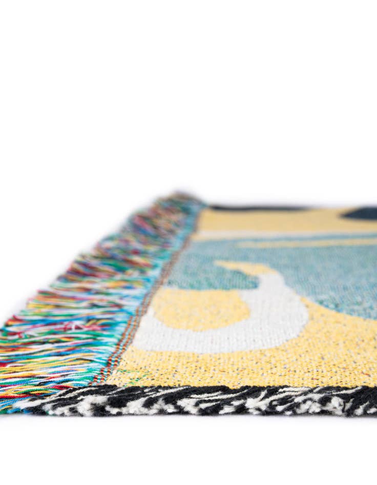 Detail image of 4' 6 x 6' Tropical Salve Throw Blanket