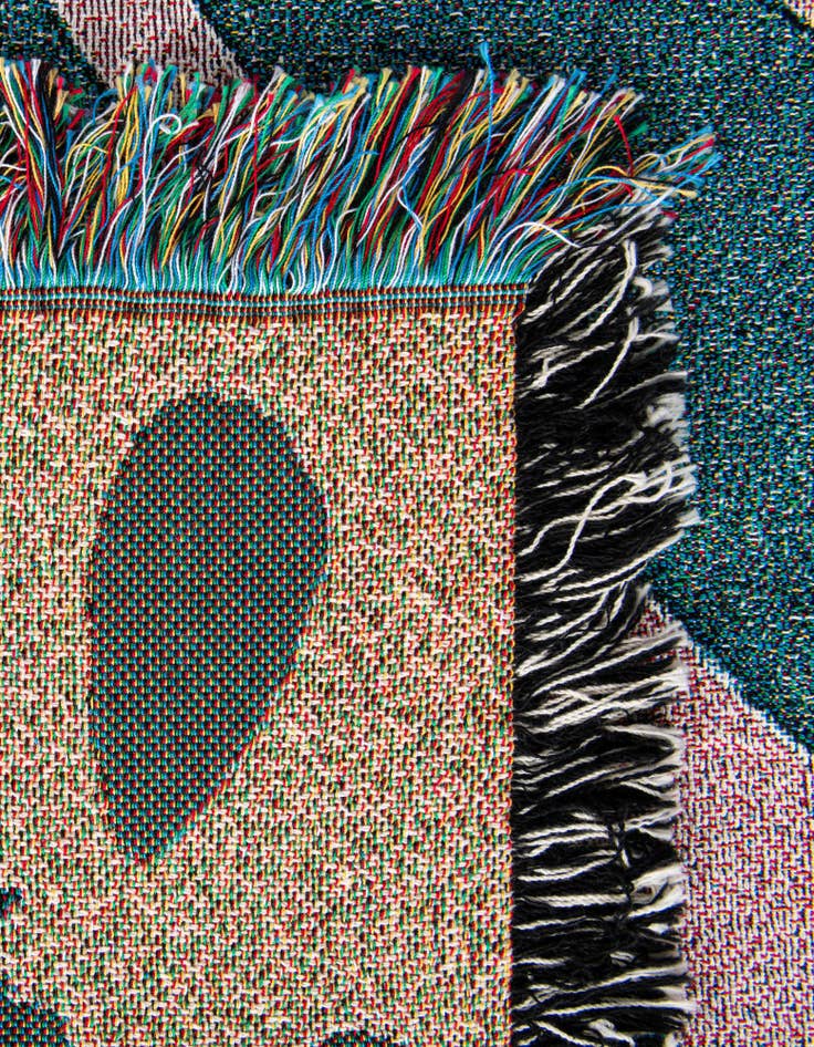 Detail image of 4' 6 x 6' Tropical Salve Throw Blanket