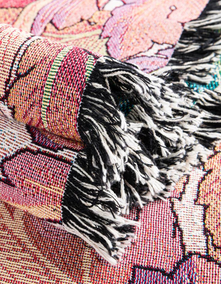 Detail image of 4' 6 x 6' William Morris Acanthus Leaves Sherbet Throw Blanket