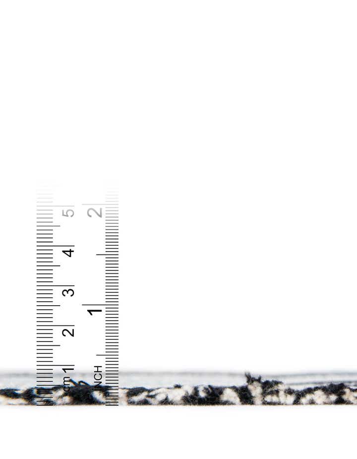 4' 6 x 6' Spring Peeking Through Throw Blanket