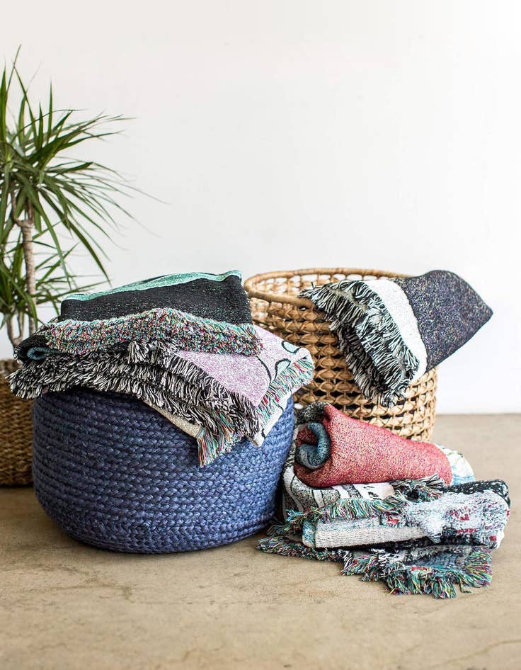 Detail image of 4' 6 x 6' Starry Night Throw Blanket