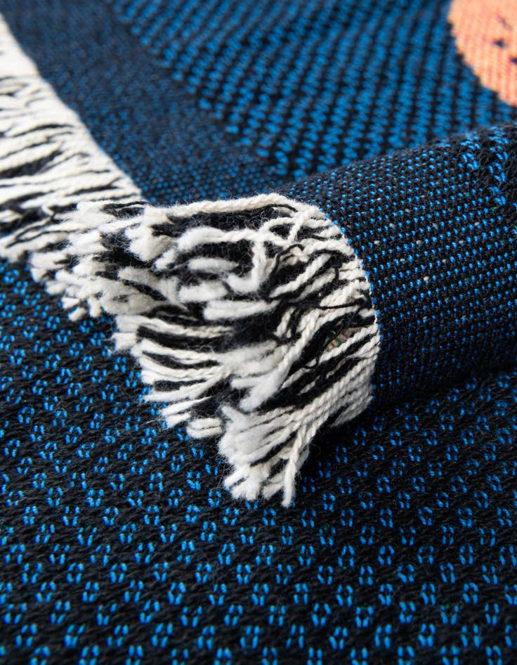 Detail image of 4' 6 x 6' The Legend Throw Blanket