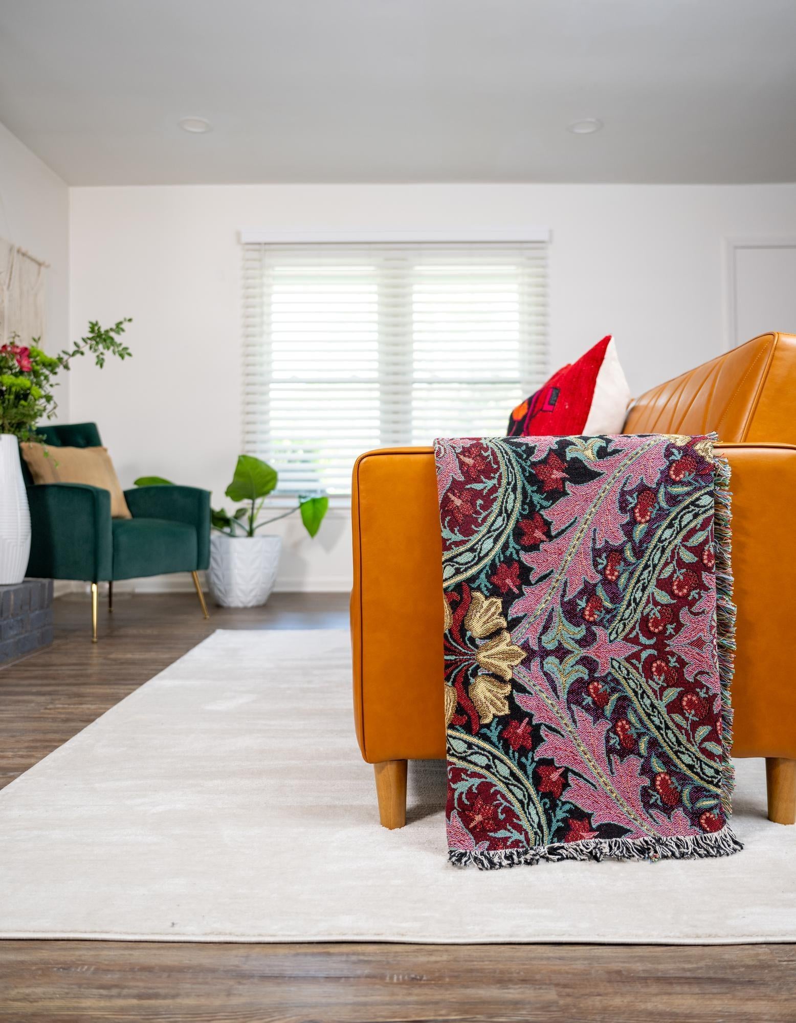 4' 6 x 6' William Morris Eden Strawberry Throw Blanket