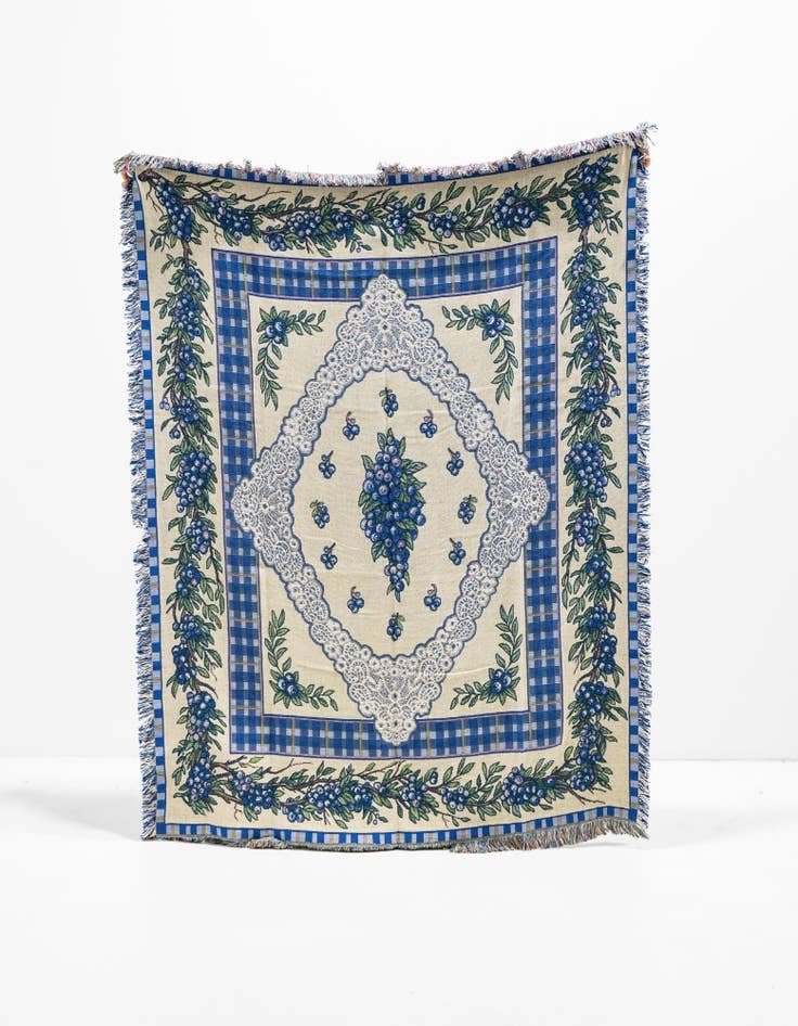 Detail image of 4' 6 x 6' Blueberry Lace Throw Blanket