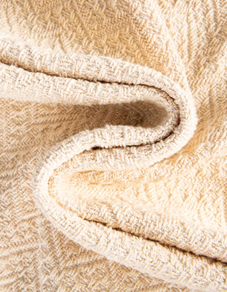 Detail image of 4' 6 x 6' Brittany Natural Throw Blanket