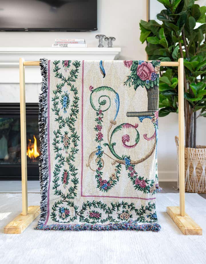 135cm x 185cm Floral Majesty Kuscheldecke