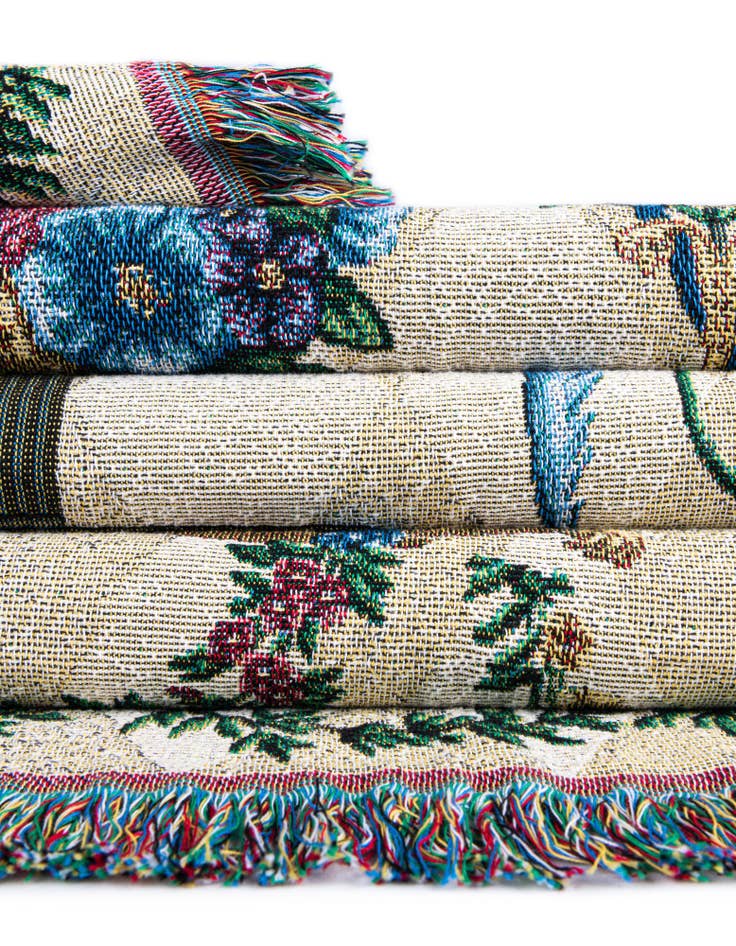 Detail image of 4' 6 x 6' Floral Majesty Throw Blanket