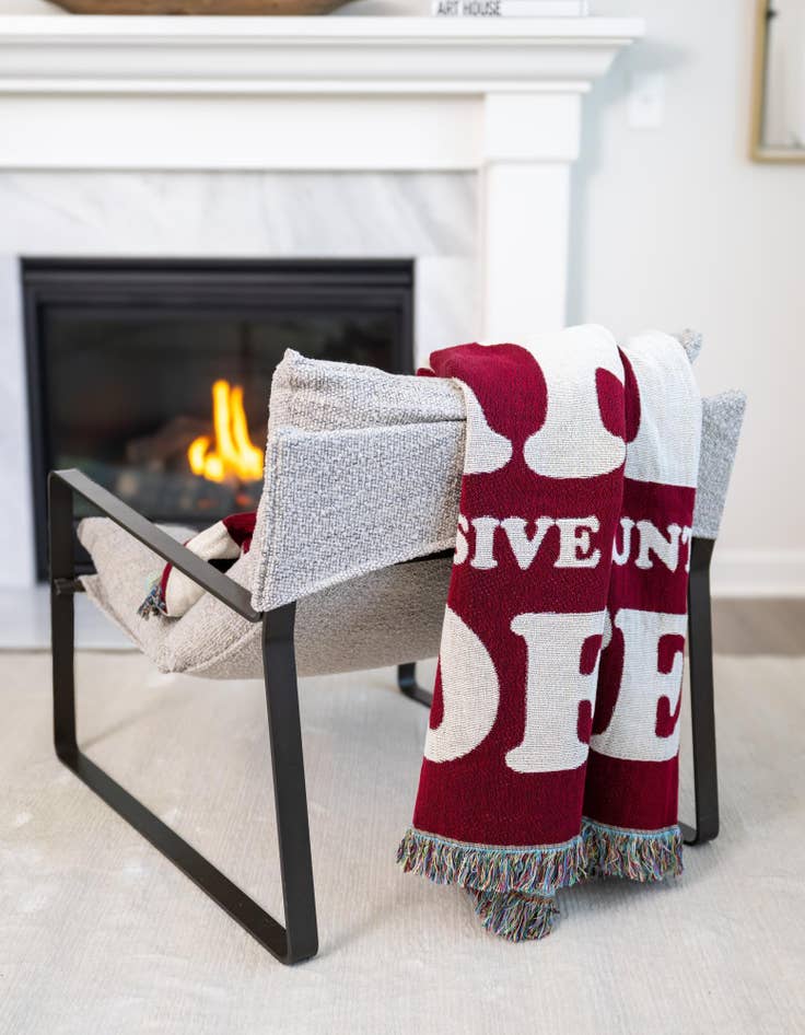 Detail image of 4' 6 x 6' Love Netflix Coffee Throw Blanket