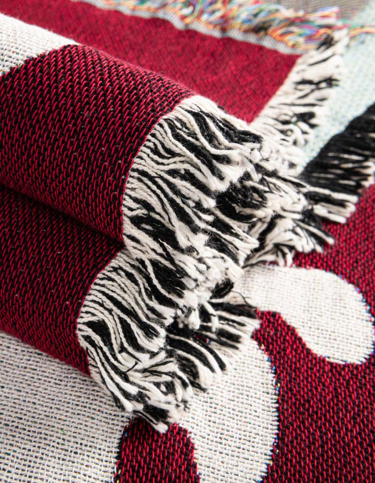 Detail image of 4' 6 x 6' Love Netflix Coffee Throw Blanket
