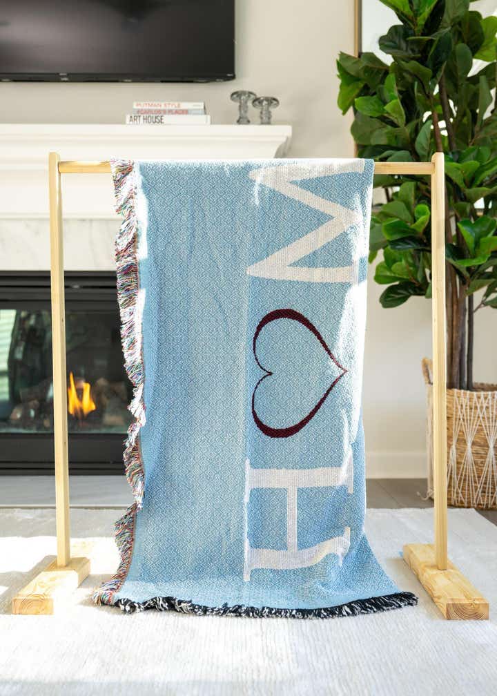 4' 6 x 6' Home Heart Teal Throw Blanket