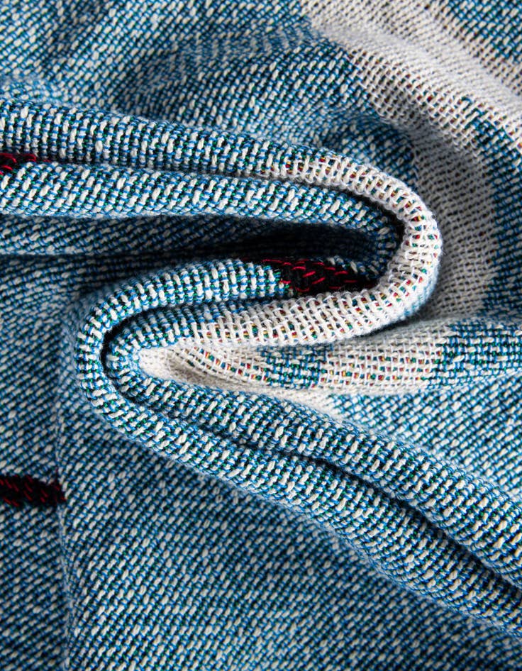 Detail image of 4' 6 x 6' Home Heart Teal Throw Blanket