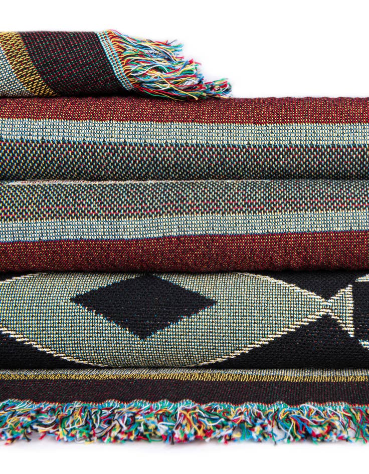 Detail image of 4' 6 x 6' Kaibab Throw Blanket