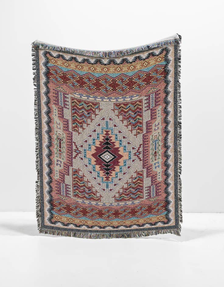 Detail image of 4' 6 x 6' Southwest Salmon Throw Blanket