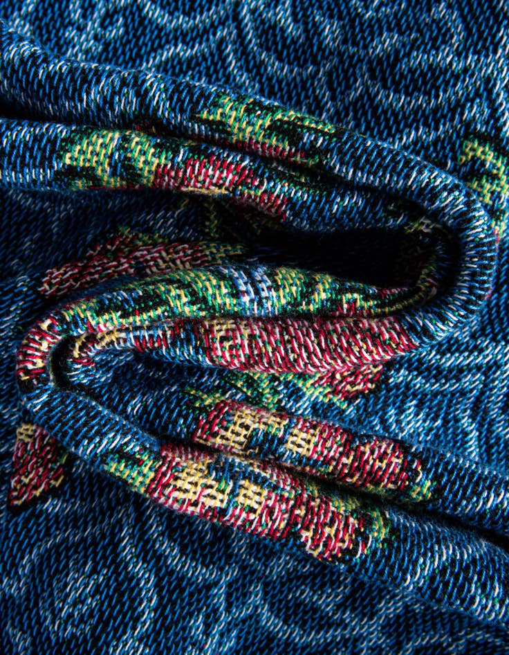 Detail image of 4' 6 x 6' Strawberry Thief Throw Blanket