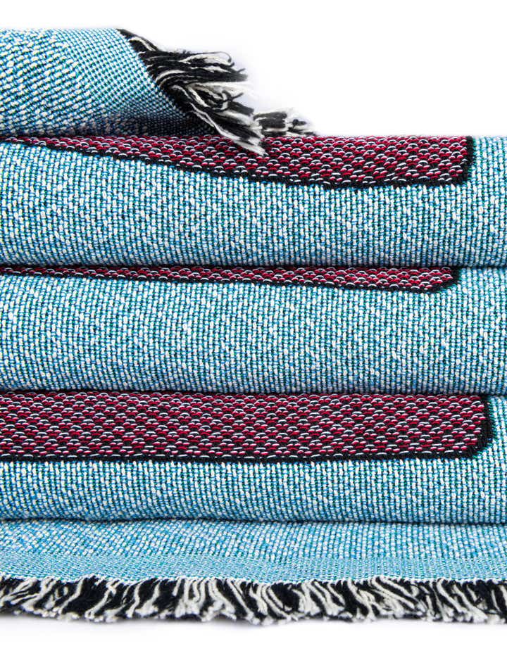 135cm x 185cm Dream Couch Teal Kuscheldecke