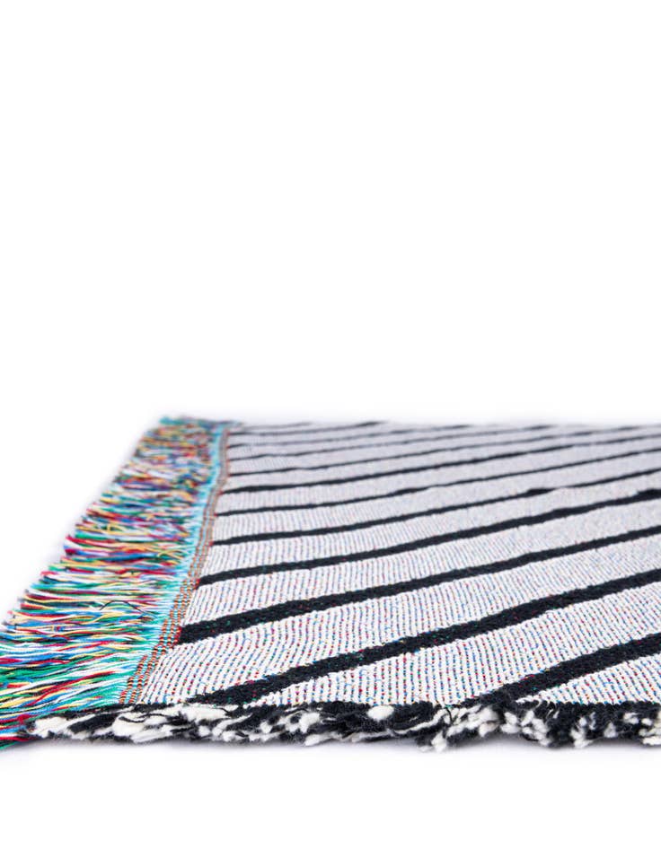 Detail image of 4' 6 x 6' Geometric Lines 1 Throw Blanket