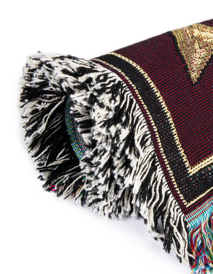 Detail image of 4' 6 x 6' Hunters Pace Equestrian Decor Throw Blanket