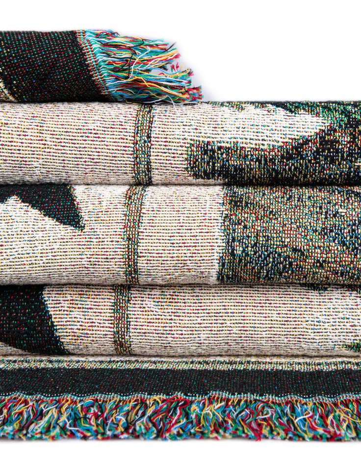 Detail image of 4' 6 x 6' Welcome Canoe Throw Blanket