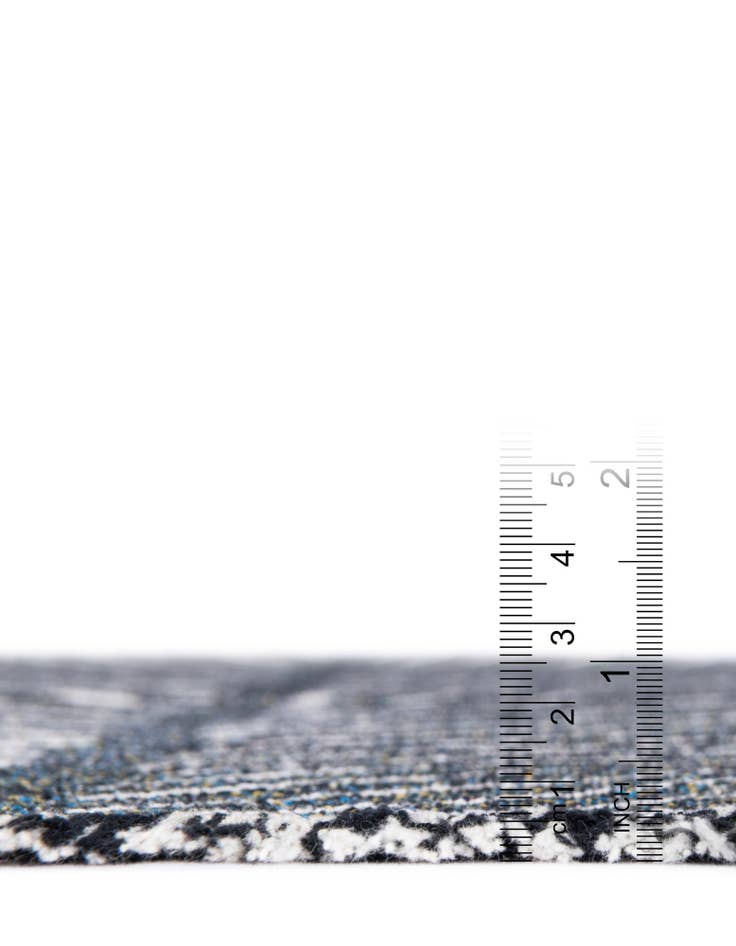 Detail image of 4' 6 x 6' Modern Monochrome Throw Blanket