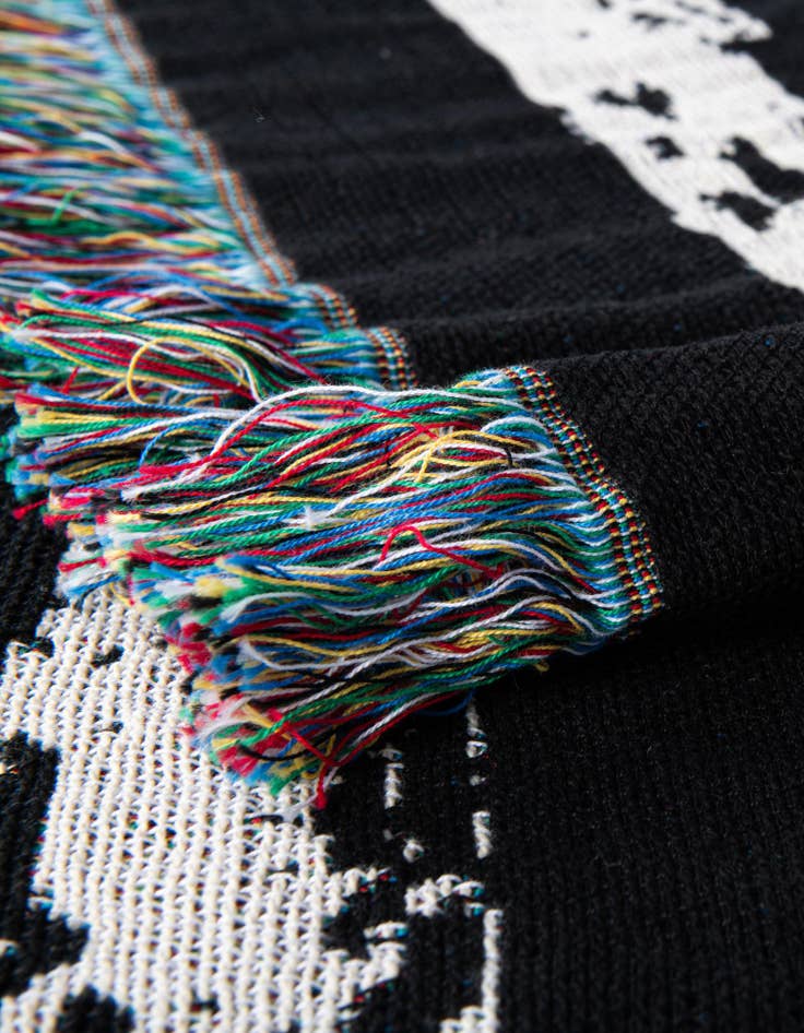 Detail image of 4' 6 x 6' Camo Stripe Flag Throw Blanket