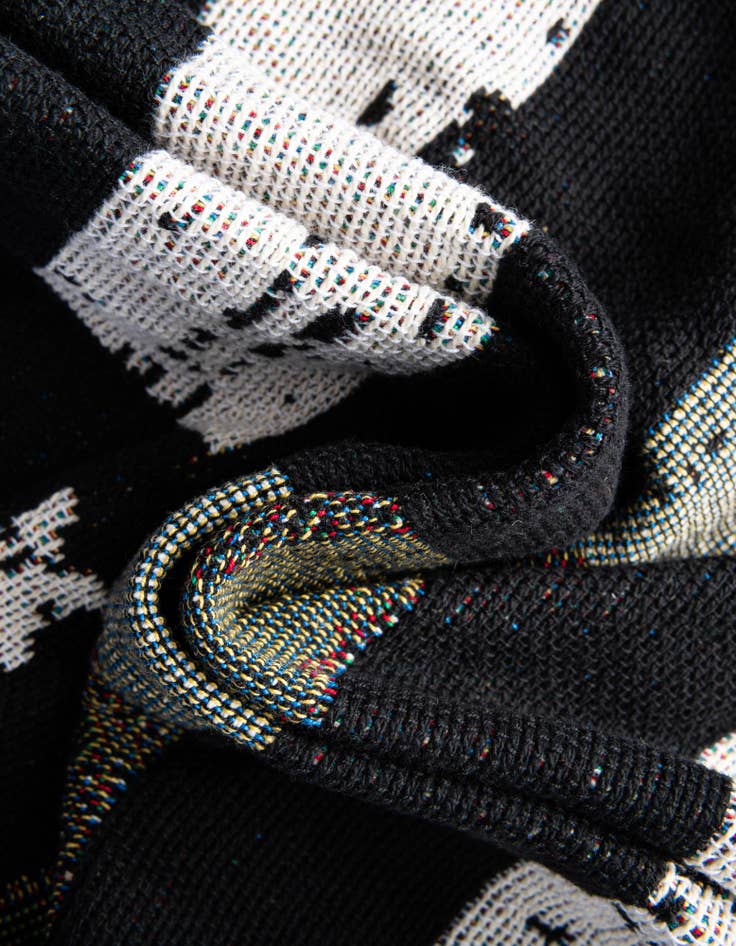 Detail image of 4' 6 x 6' Camo Stripe Flag Throw Blanket