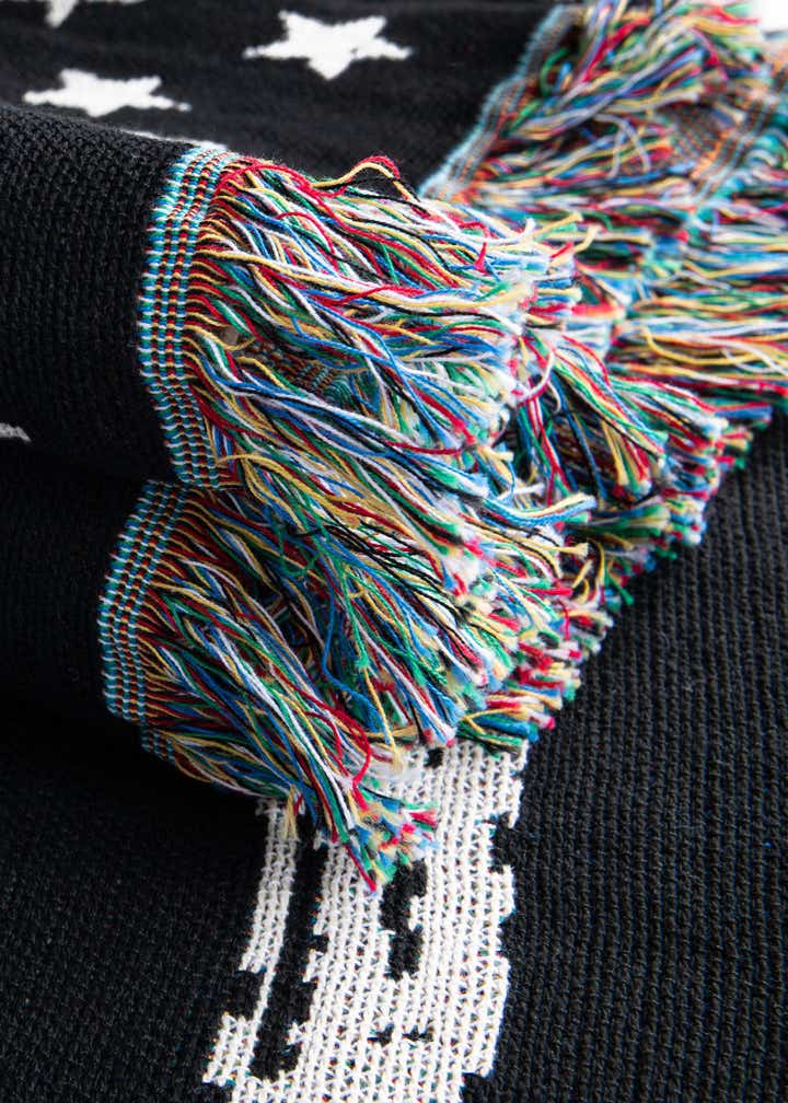 4' 6 x 6' Camo Stripe Flag Throw Blanket