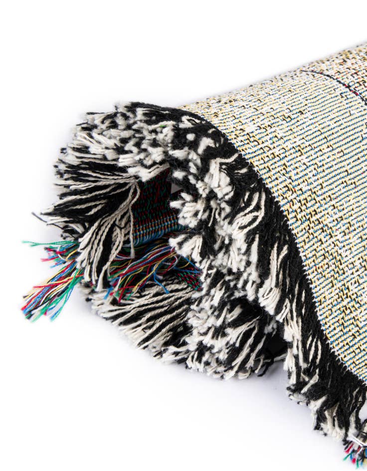 Detail image of 4' 6 x 6' Freedom Throw Blanket