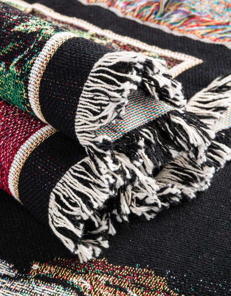 Detail image of 4' 6 x 6' Childhood Dreams Throw Blanket