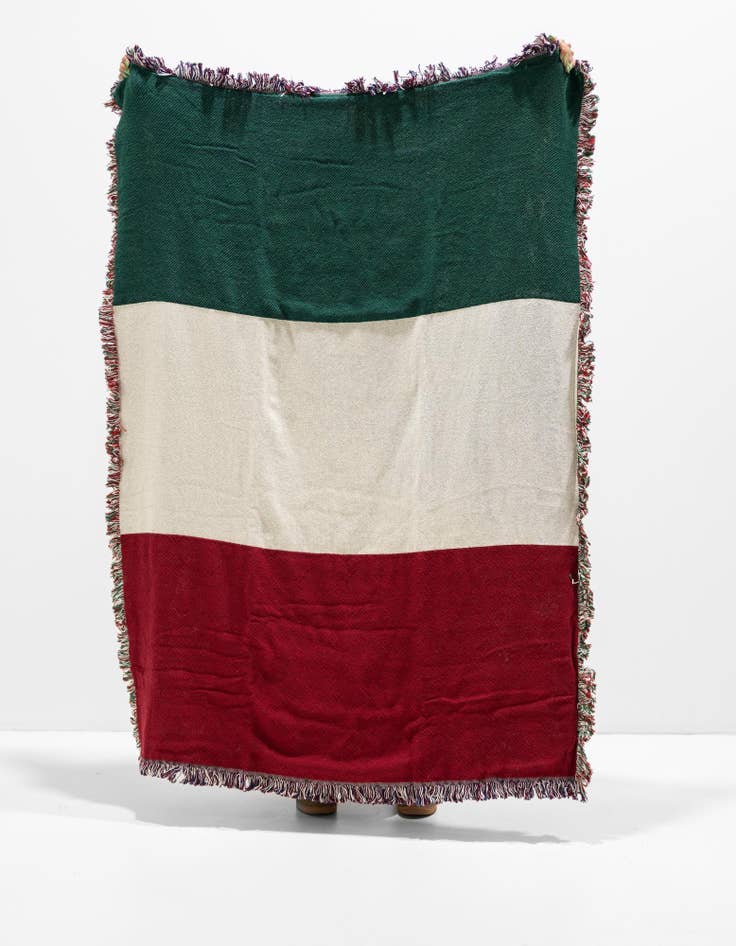 Detail image of 4' x 5' 4 Italy Flag Throw Blanket