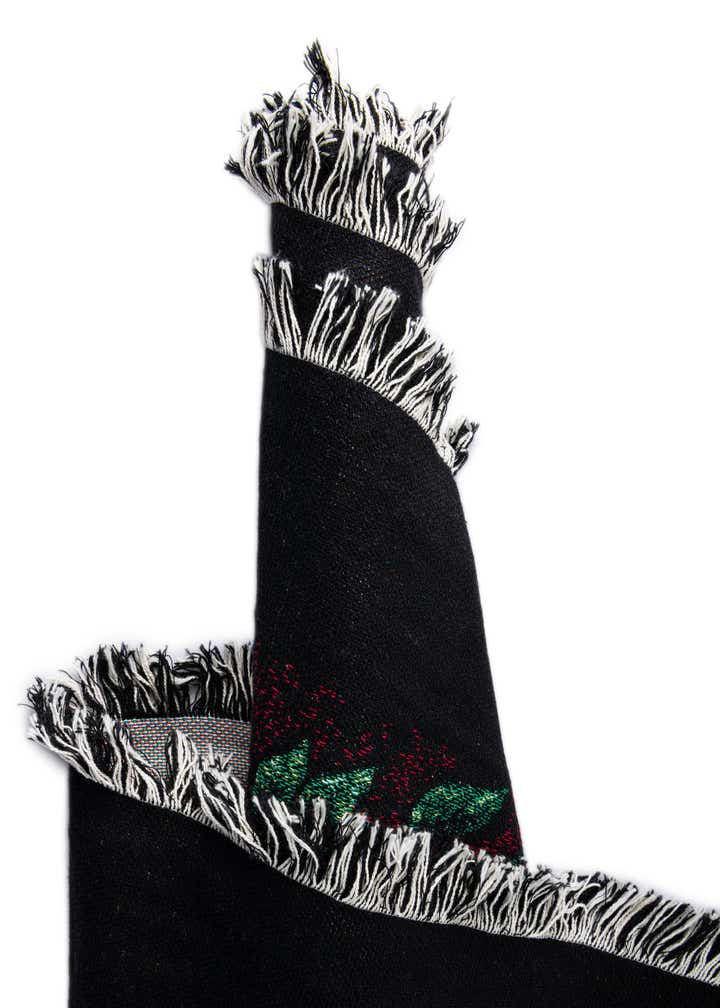 4' 6 x 6' Army Strong Throw Blanket