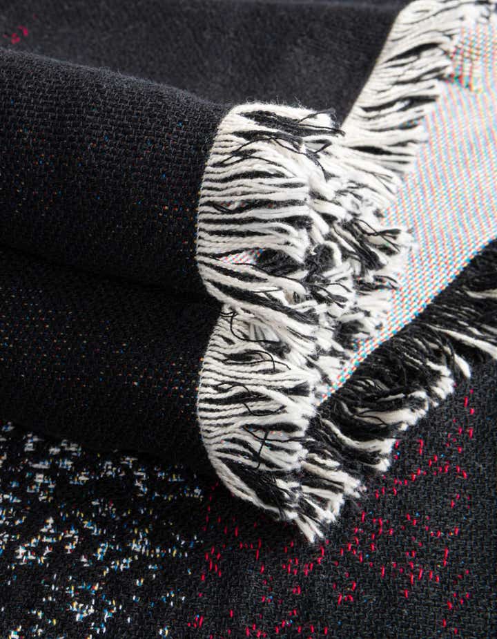 4' 6 x 6' Army Strong Throw Blanket