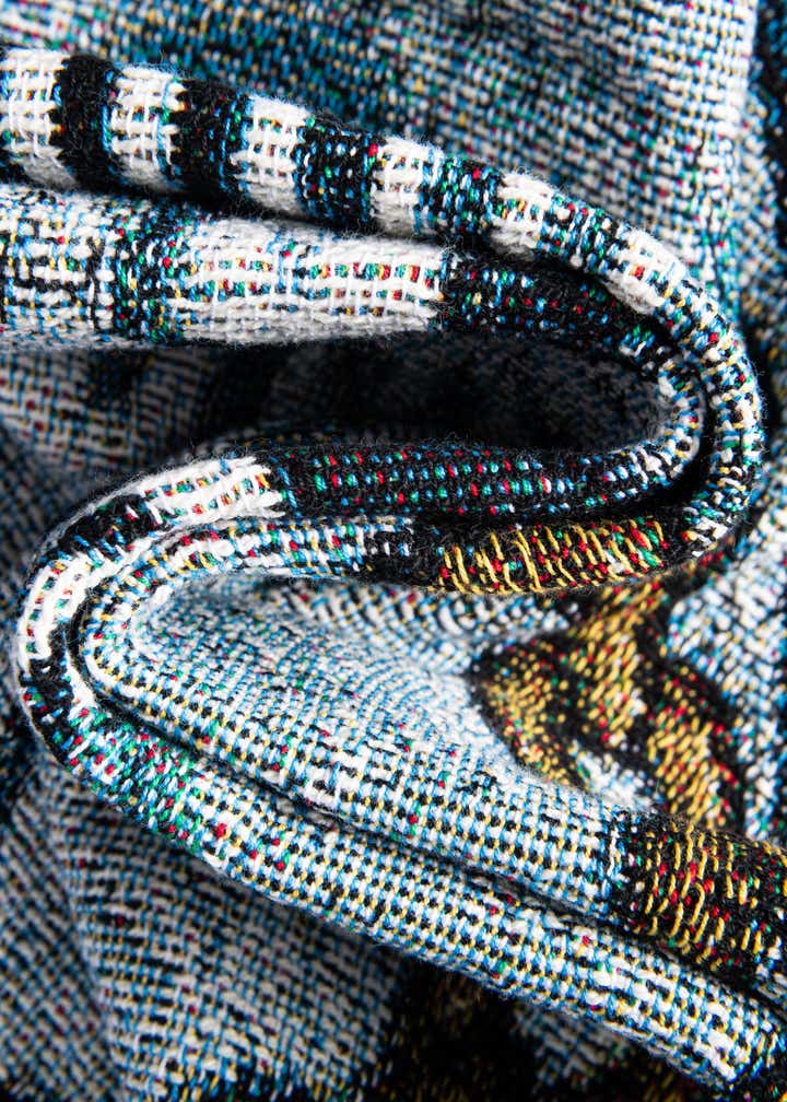 4' 6 x 6' Navy Strong Throw Blanket