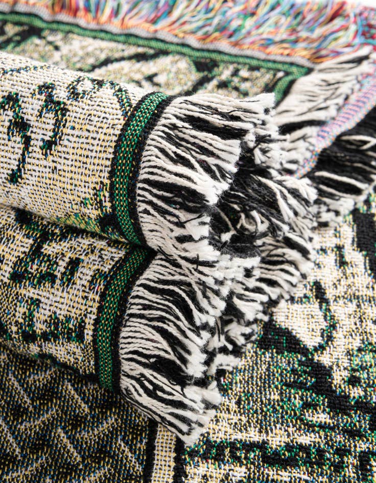 Detail image of 4' 6 x 6' Colonial Palms Throw Blanket