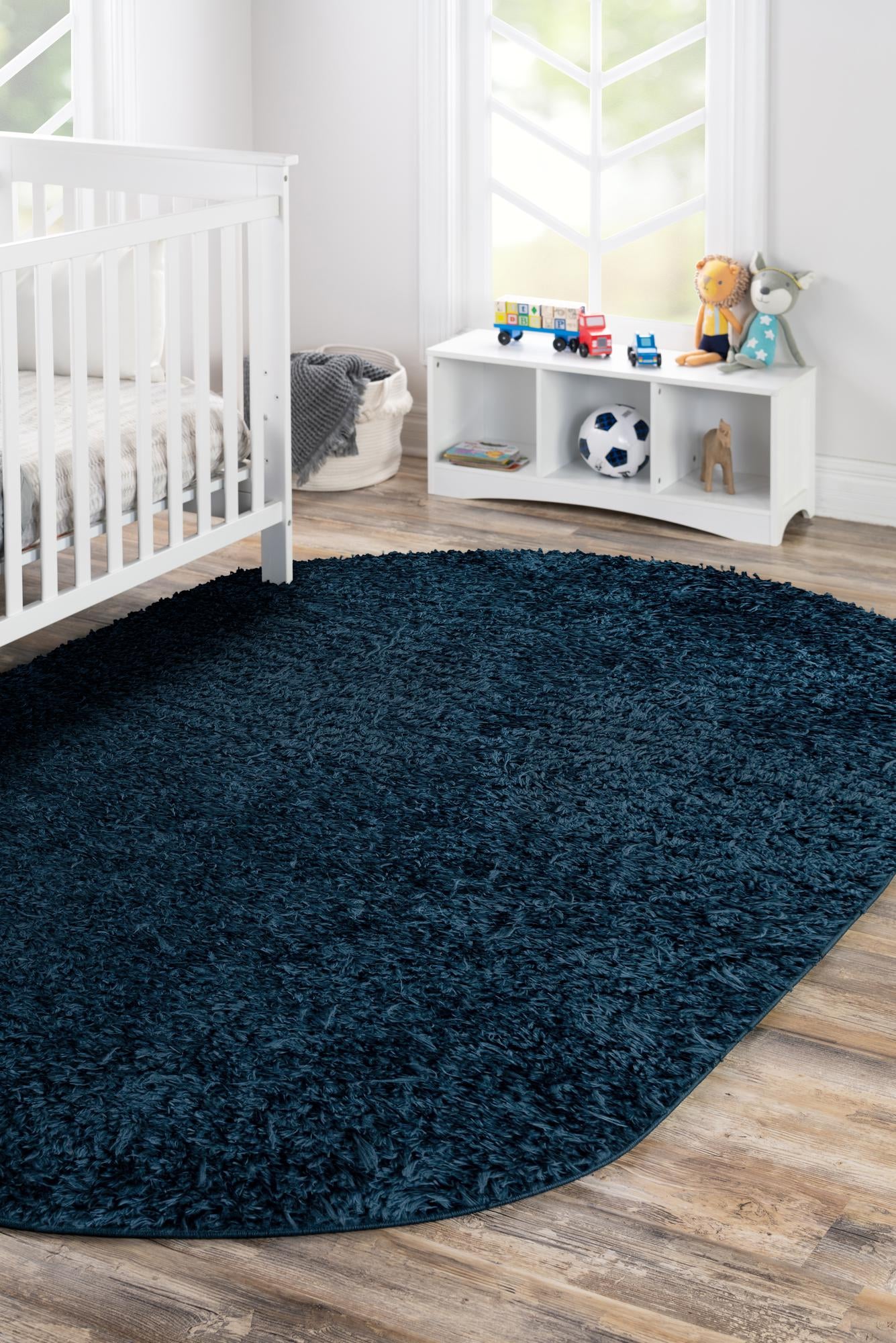 5' 3 x 8' Marilyn Monroe™ Shag Oval Rug