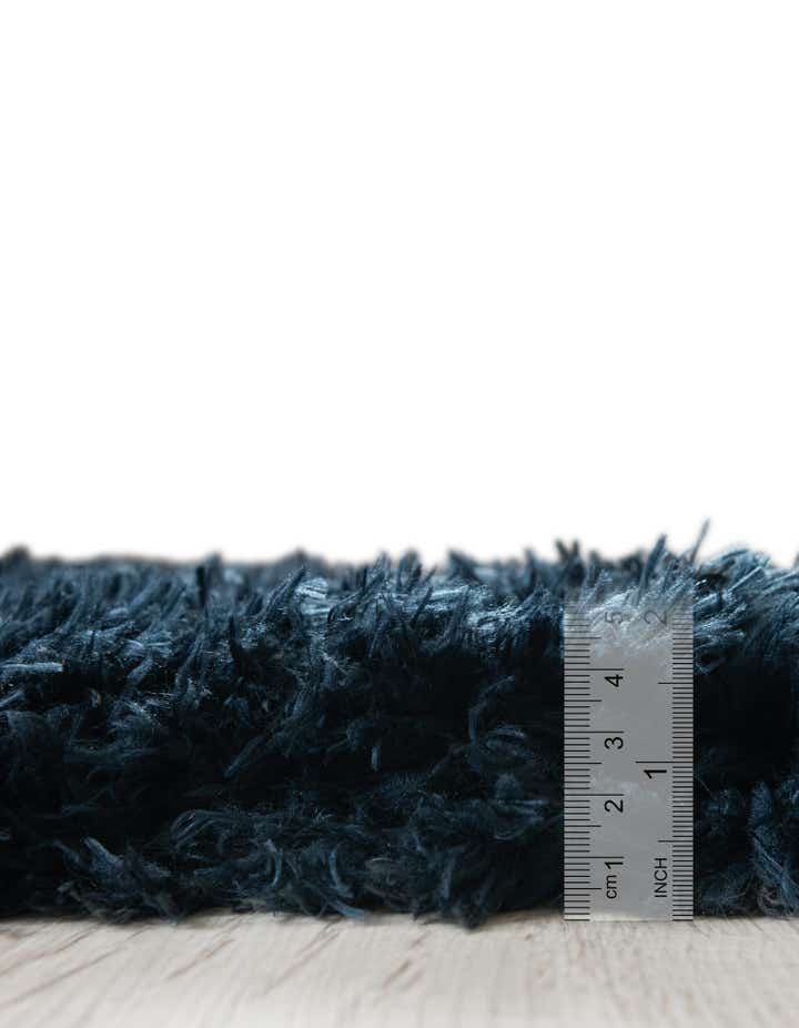 7' 10 x 10' Marilyn Monroe™ Shag Oval Rug