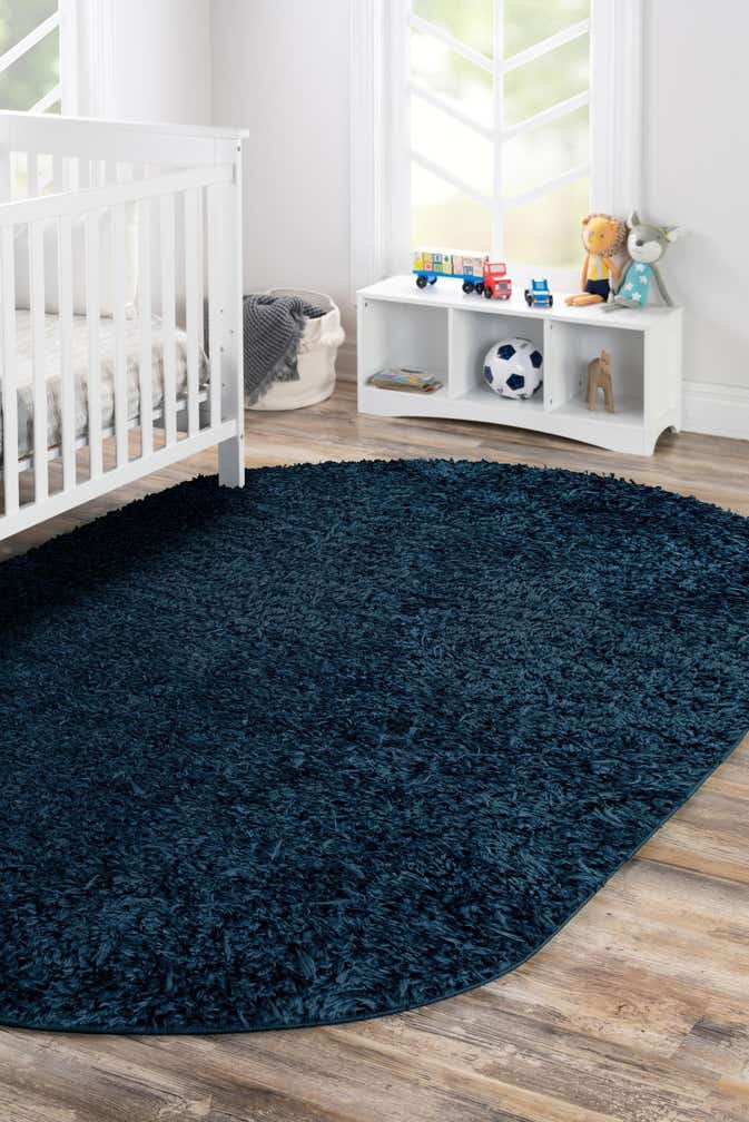 5' 3 x 8' Marilyn Monroe™ Shag Oval Rug