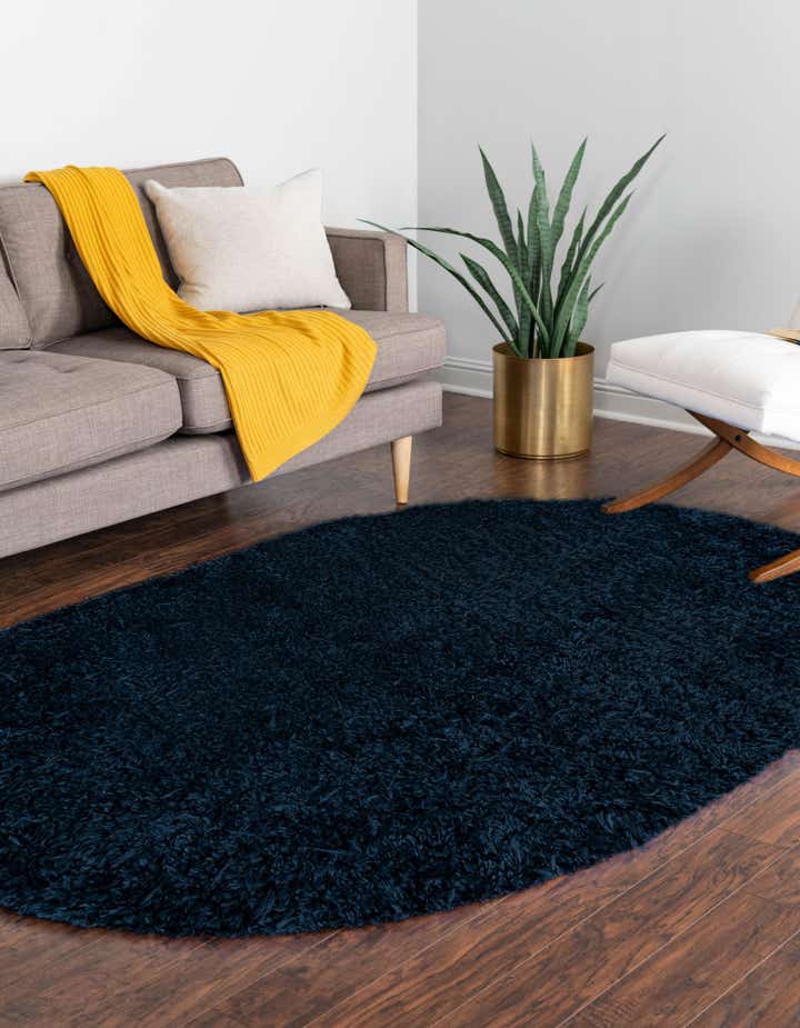 5' 3 x 8' Marilyn Monroe™ Shag Oval Rug
