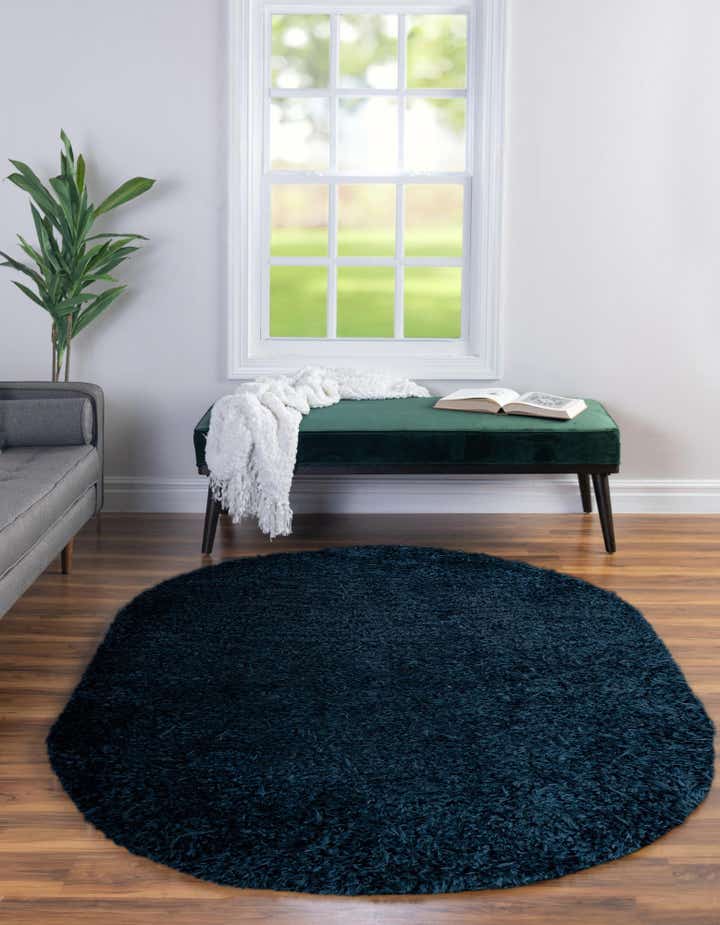 5' 3 x 8' Marilyn Monroe™ Shag Oval Rug