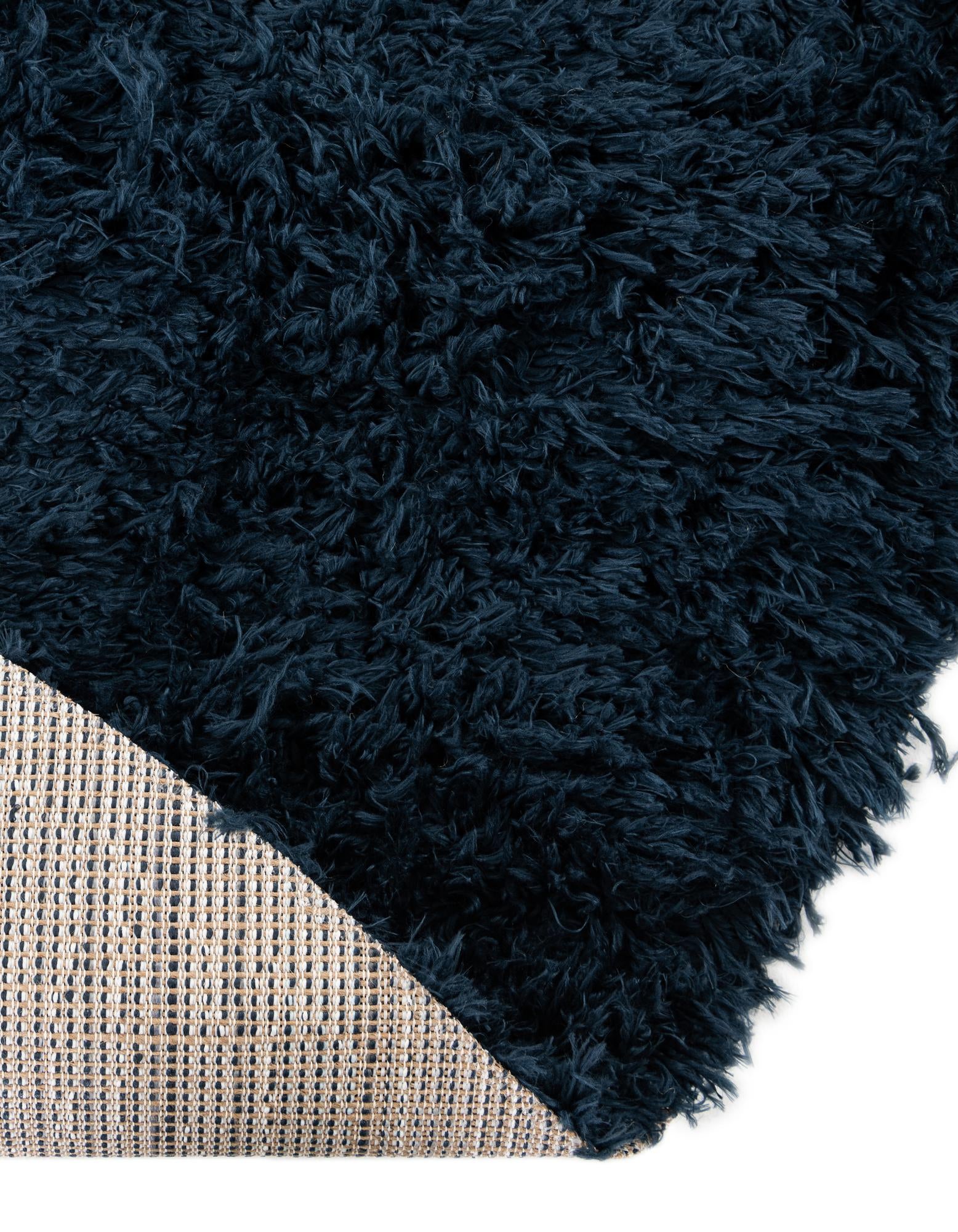 3' 3 x 3' 3 Marilyn Monroe™ Shag Round Rug