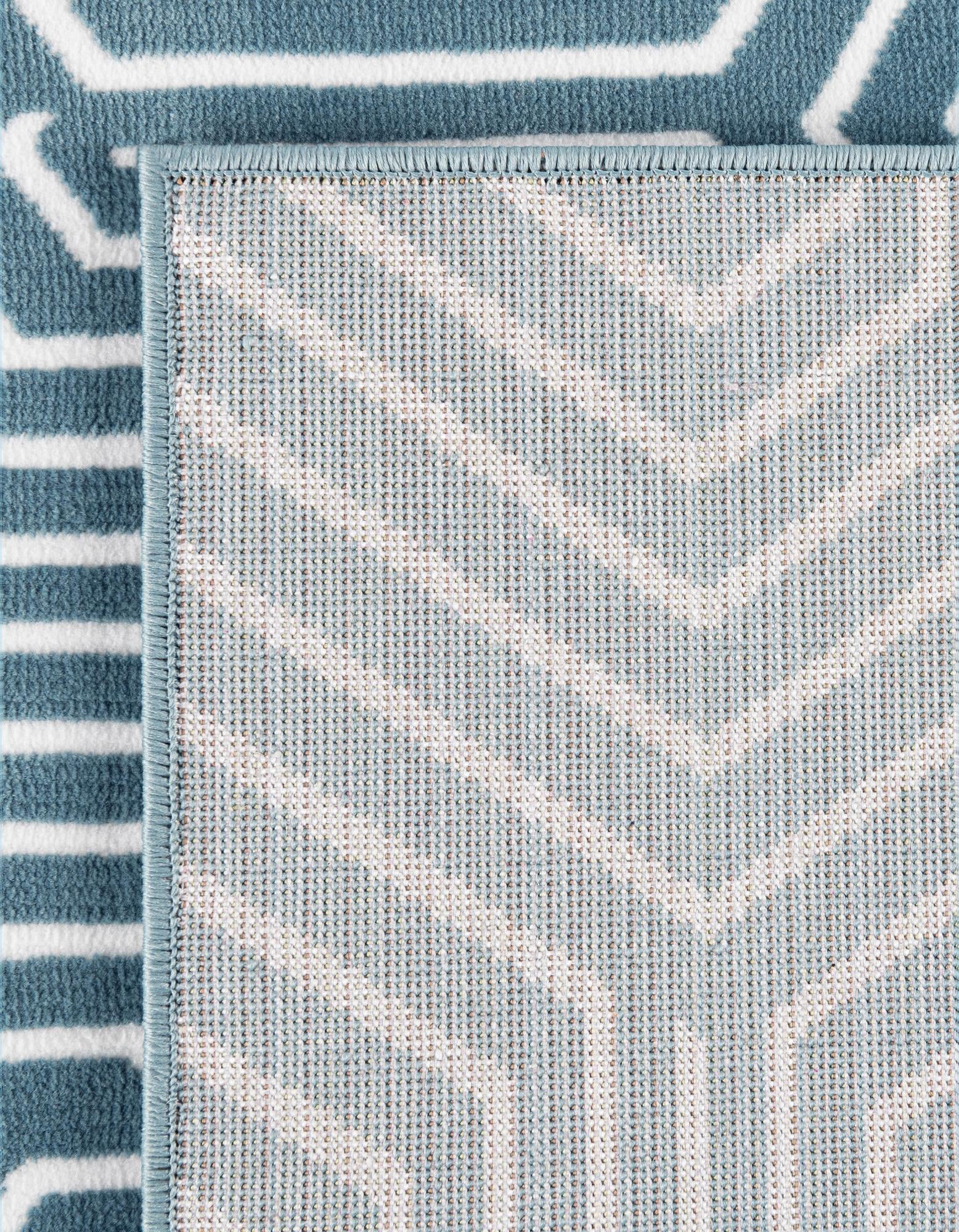 2' x 6' Aakaar Runner Rug