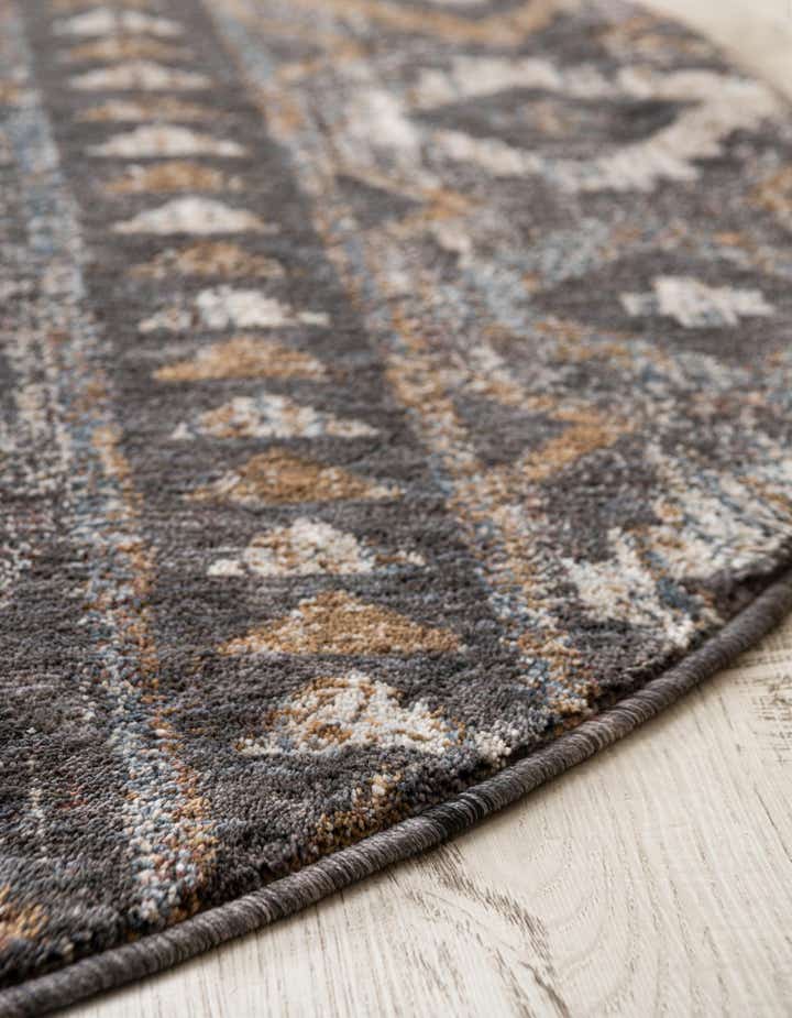 5' 3 x 5' 3 Eco Traditional Round Rug