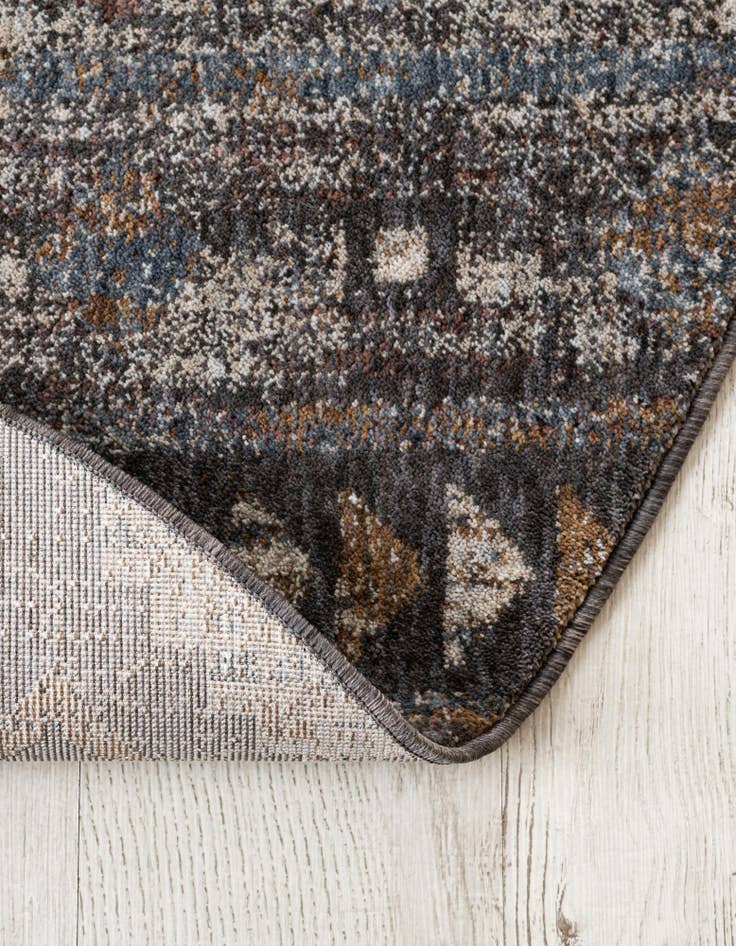 Detail image of 5' 3 x 5' 3 Eco Traditional Round Rug