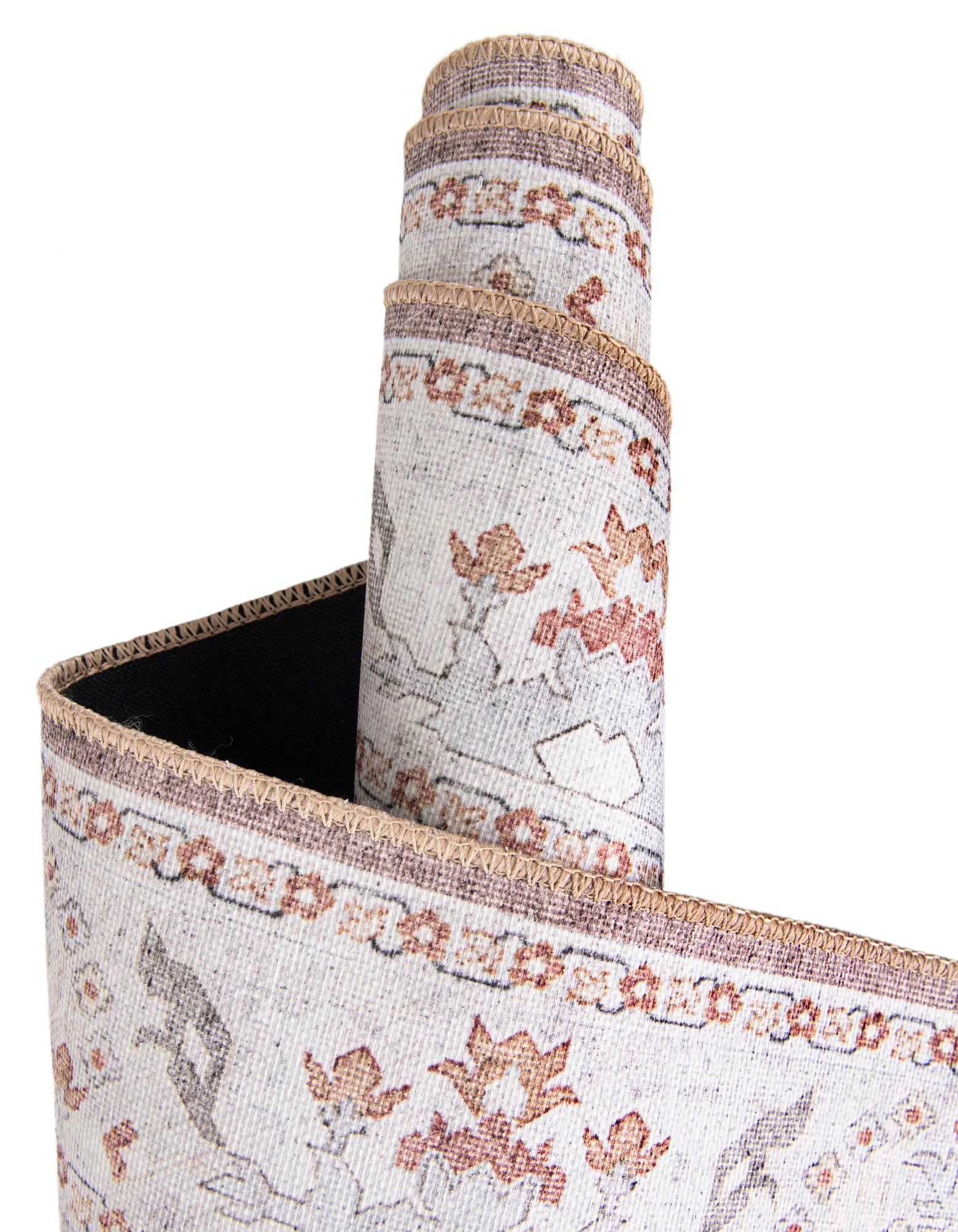 7' 10 x 7' 10 Washable Timeless Square Rug