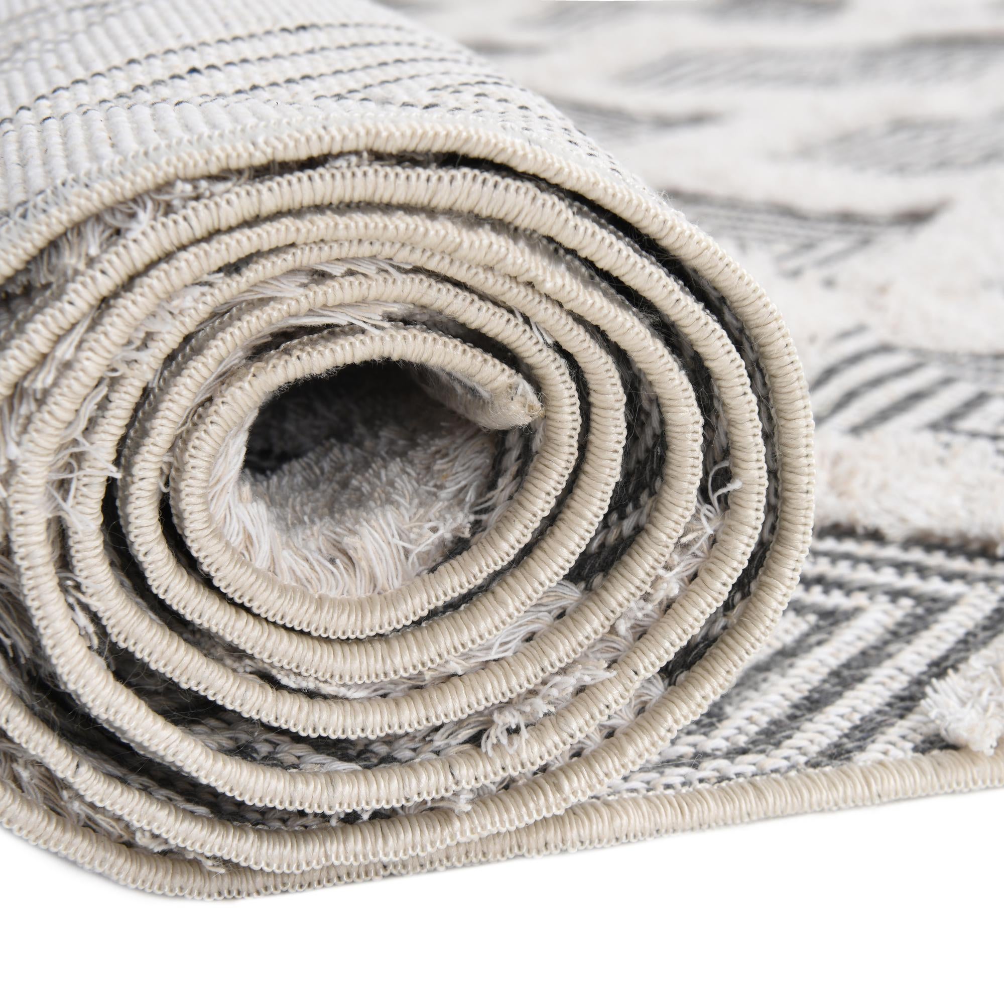 2' 3 x 3' Sabrina Soto Casa Havana Rug