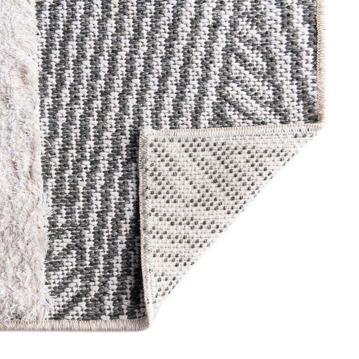 4' 5 x 6' Sabrina Soto Casa Madrid Rug