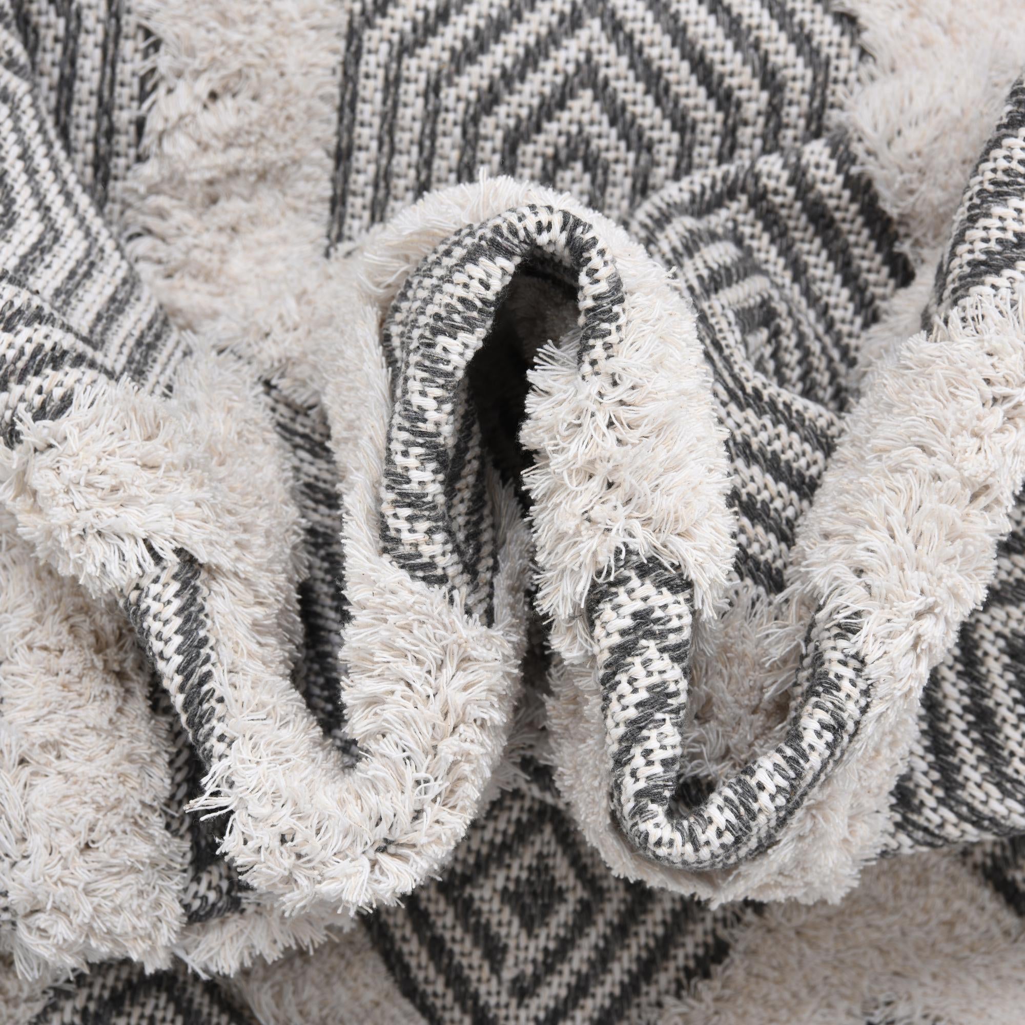 2' 3 x 8' Sabrina Soto Casa Havana Runner Rug