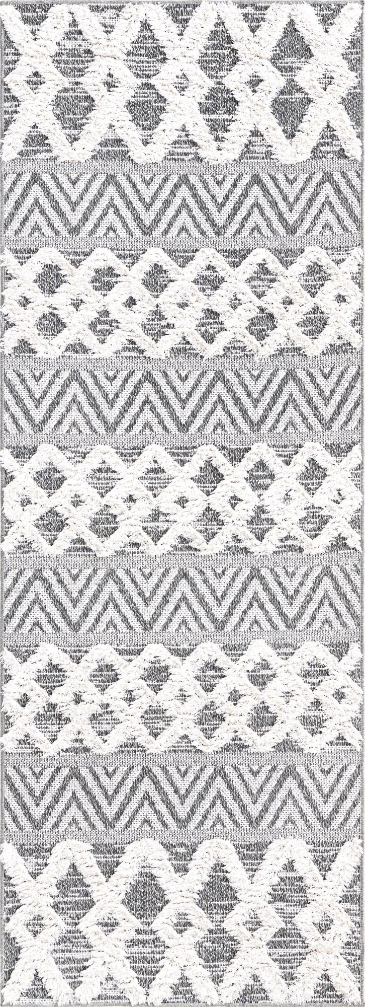 2' 3 x 6' Sabrina Soto Casa Valencia Runner Rug