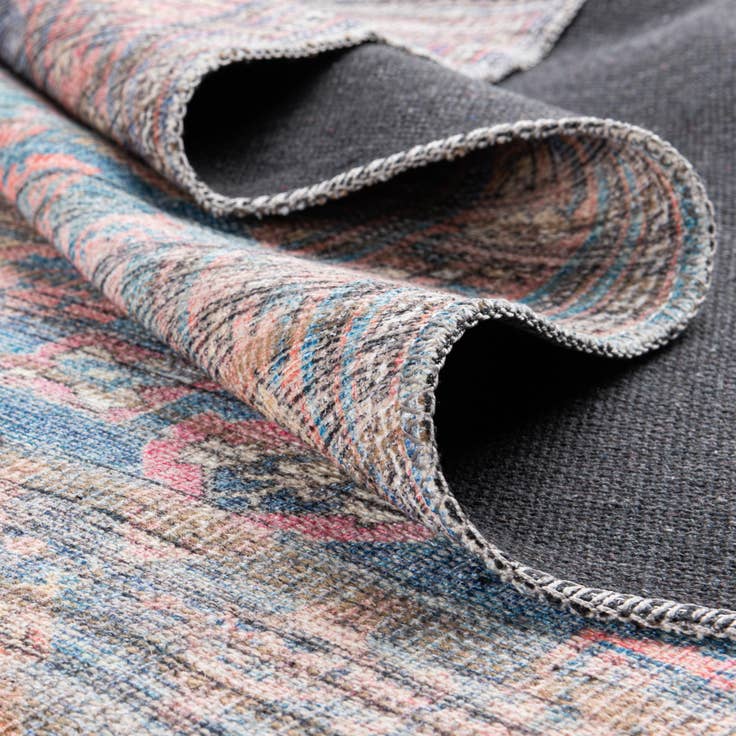 Detail image of 2' 7 x 14' Washable Nostalgia Runner Rug