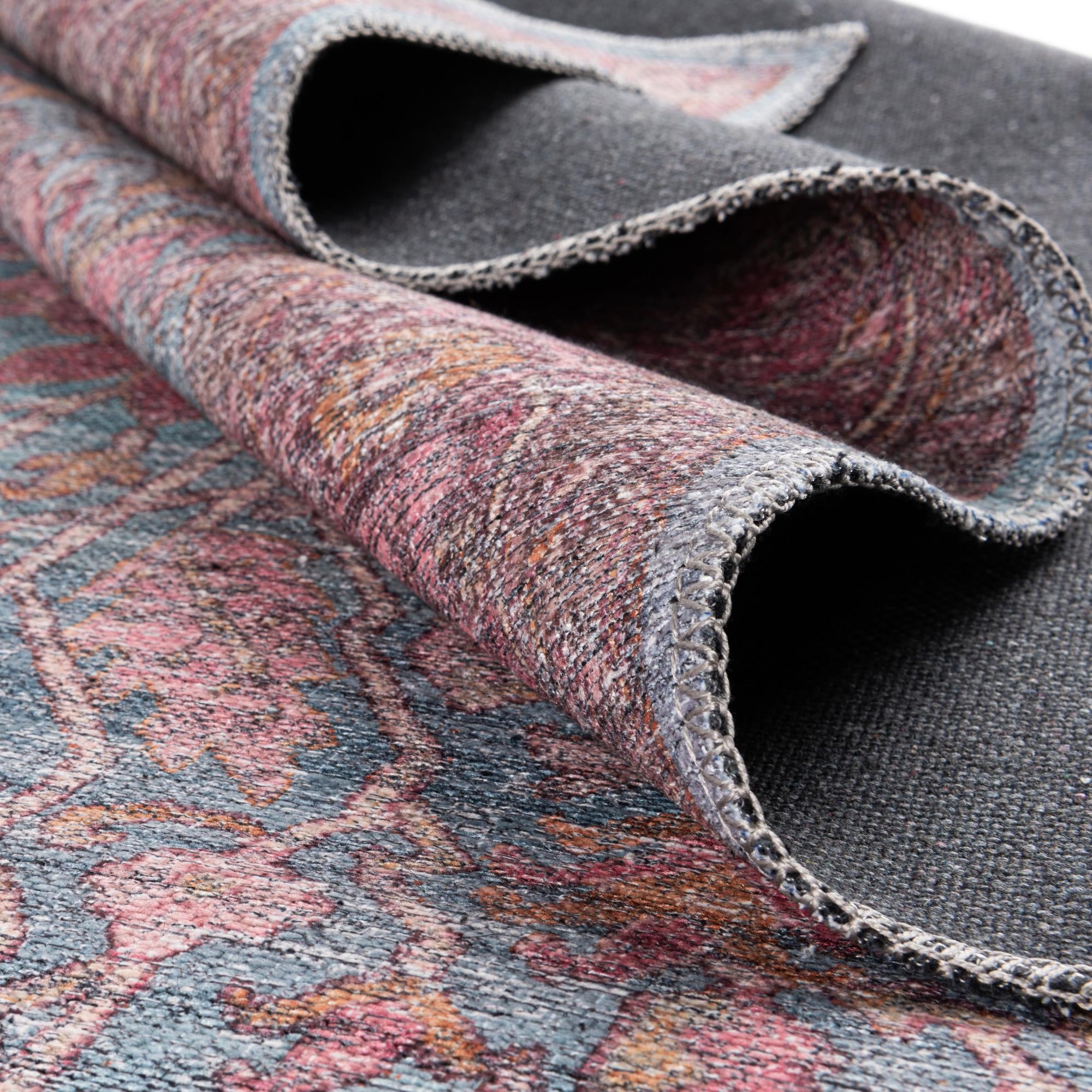 7' 10 x 7' 10 Washable Mangata Square Rug